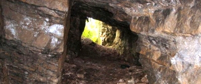 30 Hillhouse Quarry and Mine within Beecraigs Country Park