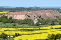 Niddry Bing, colour