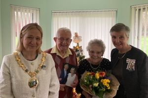 Livingston couple celebrate Platinum wedding anniversary Icon