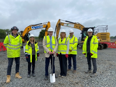 Hawkhill work starts Representatives from West Lothian Council, Hub SE, Morrison and Winchburgh Developments mark the start of work on a new school.